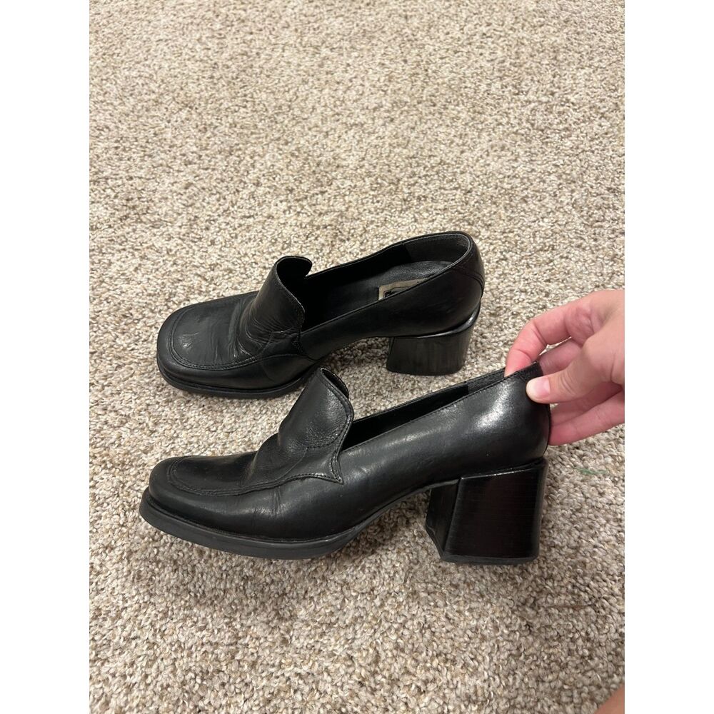 KB & Company Leather Vintage Heels Women's Size 7